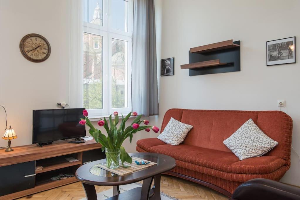 Apartament Gertrudy Belle Daire Krasków Oda fotoğraf